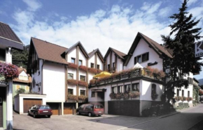 Отель Gasthaus Pension zur Linde  Лауф